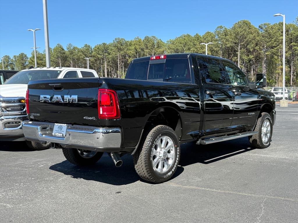 New 2026 Diamond Black Crystal Pearl-Coat Exterior Paint RAM Big Horn Crew Cab 4x4 6
