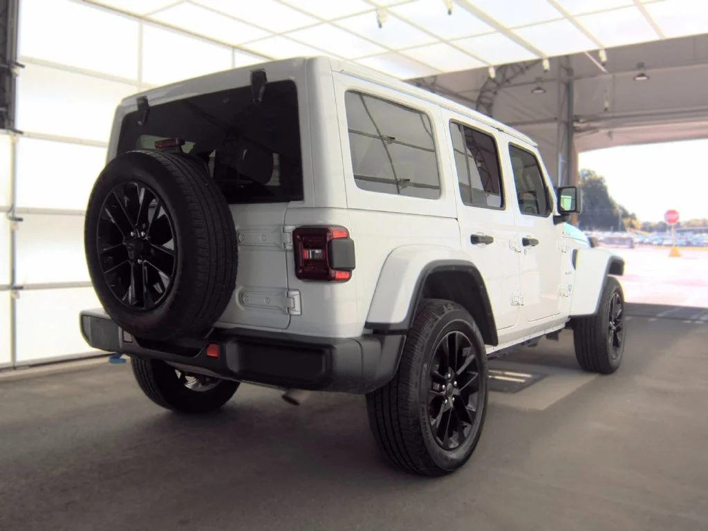 Used 2024 White Jeep Sahara 4xe image 2