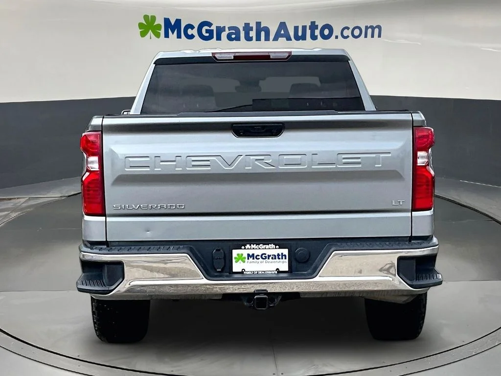 Used 2023 Gray Chevrolet LT image 6