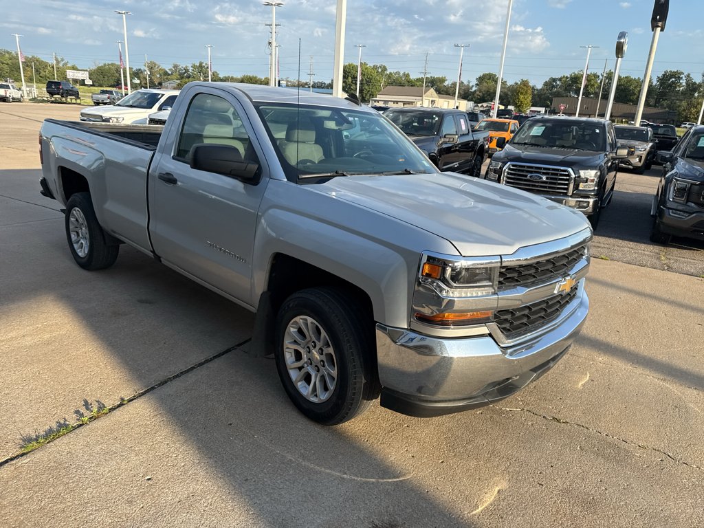 Used 2018 Silver Ice Metallic Chevrolet Work Truck image 4