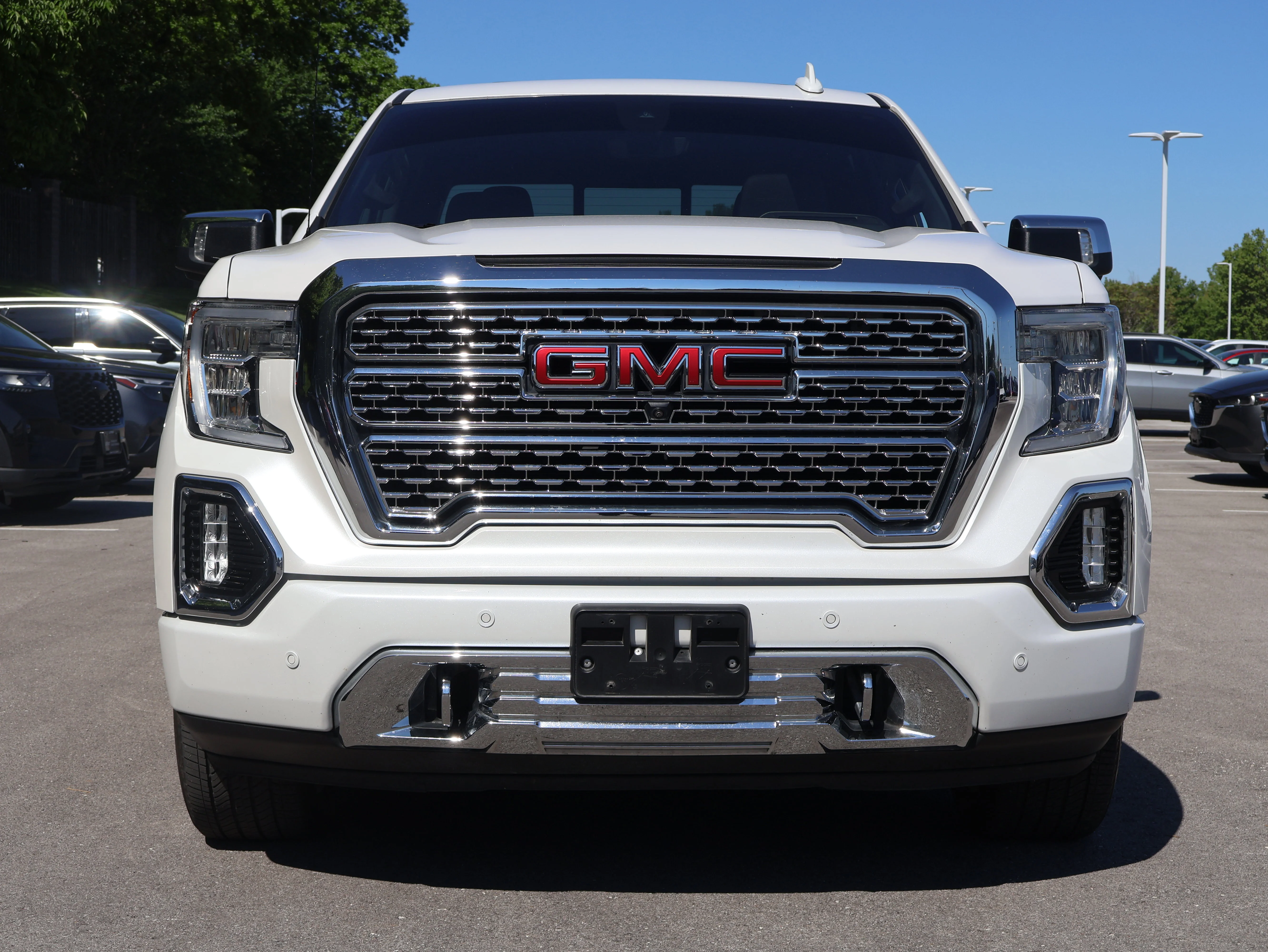 Used 2019 GMC Sierra 1500 Denali Denali with VIN 1GTU9FEL2KZ304670 for sale in Kansas City