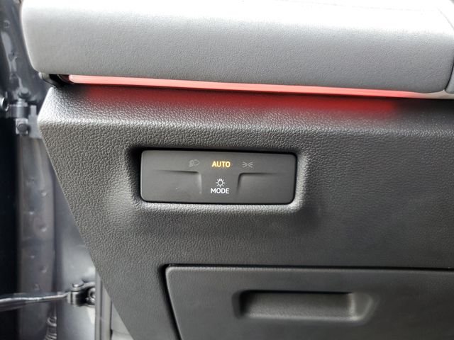 New 2026 Silver Volkswagen 2.0T SE image 28