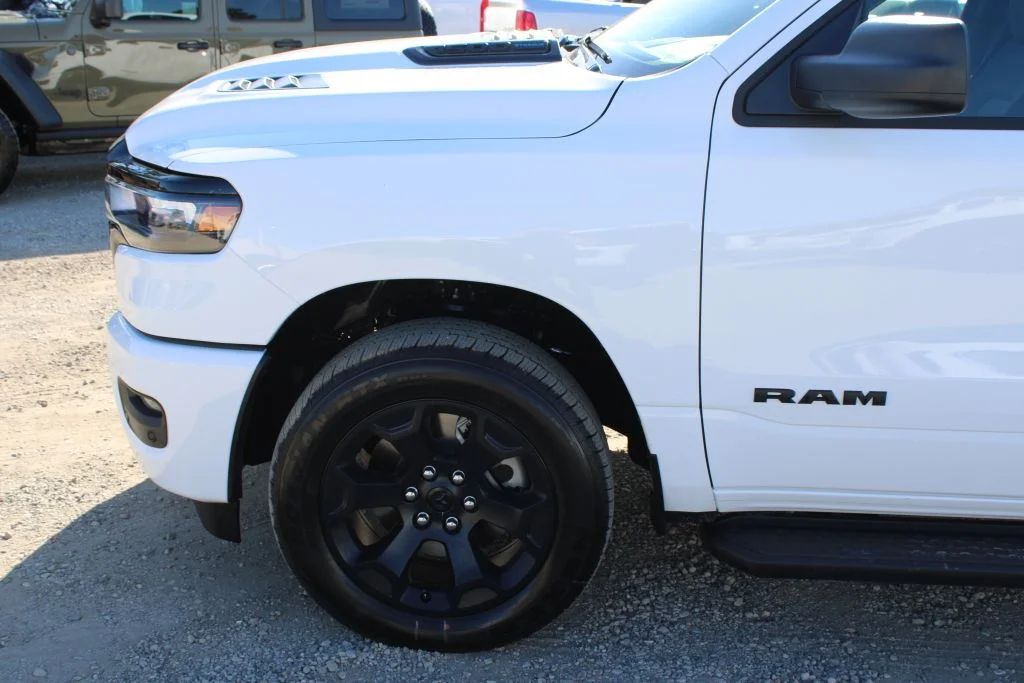 New 2026 Bright White Clear-Coat Exterior Paint Ram Tradesman image 7