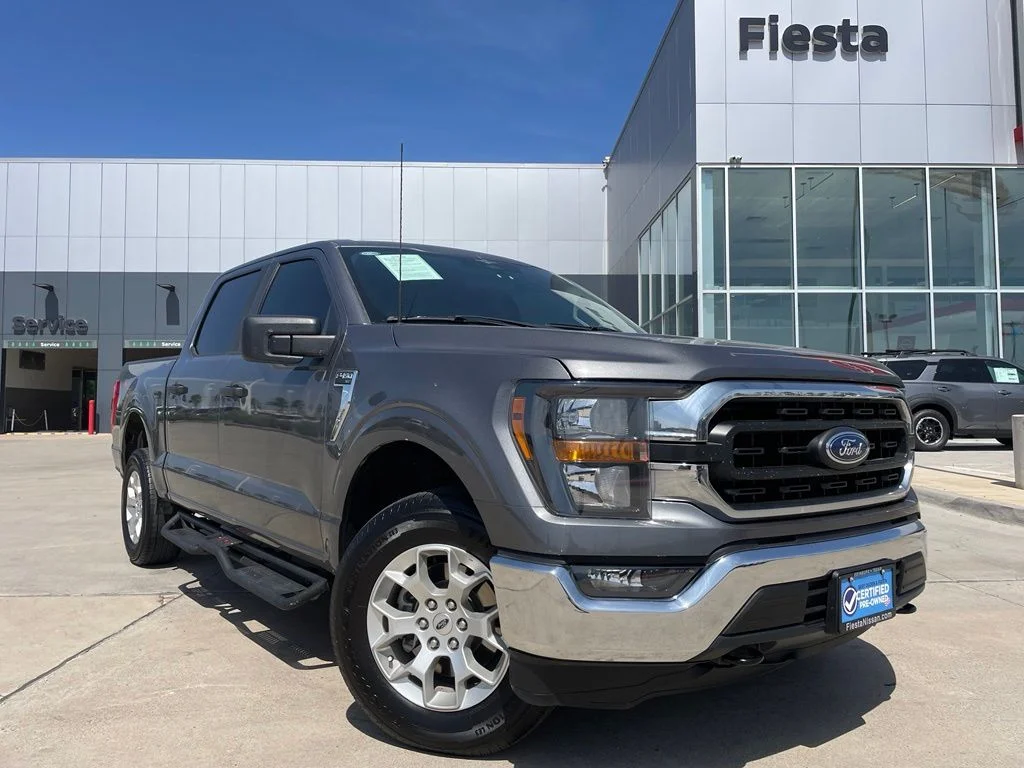 Used 2023 Gray Ford XLT image 1