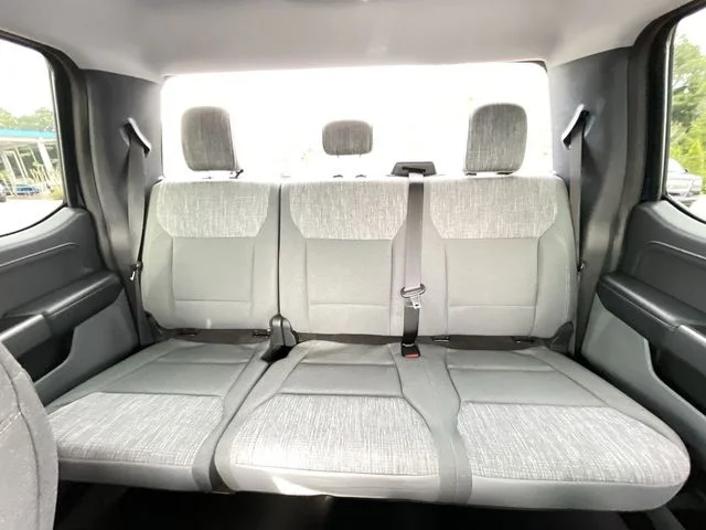 Used 2023 Blue Ford XLT image 17