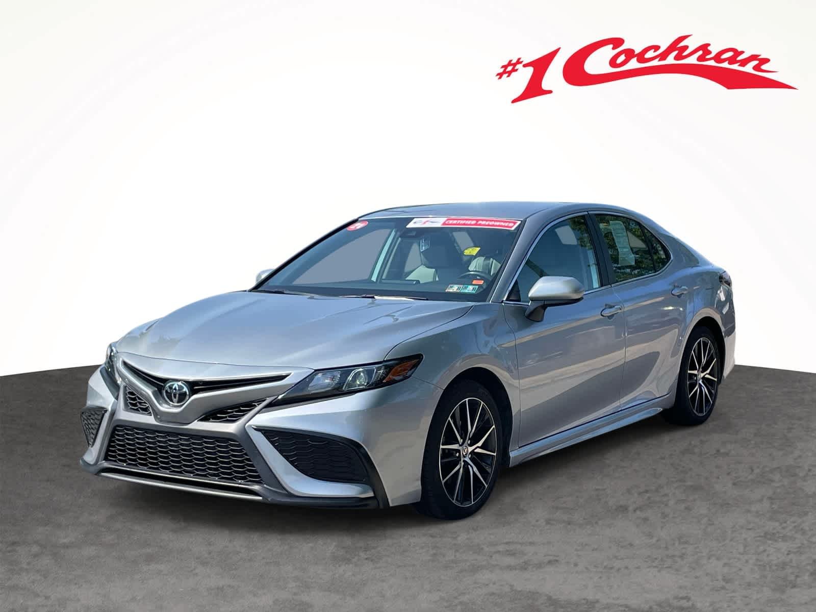 Used 2021 Silver Toyota SE image 16