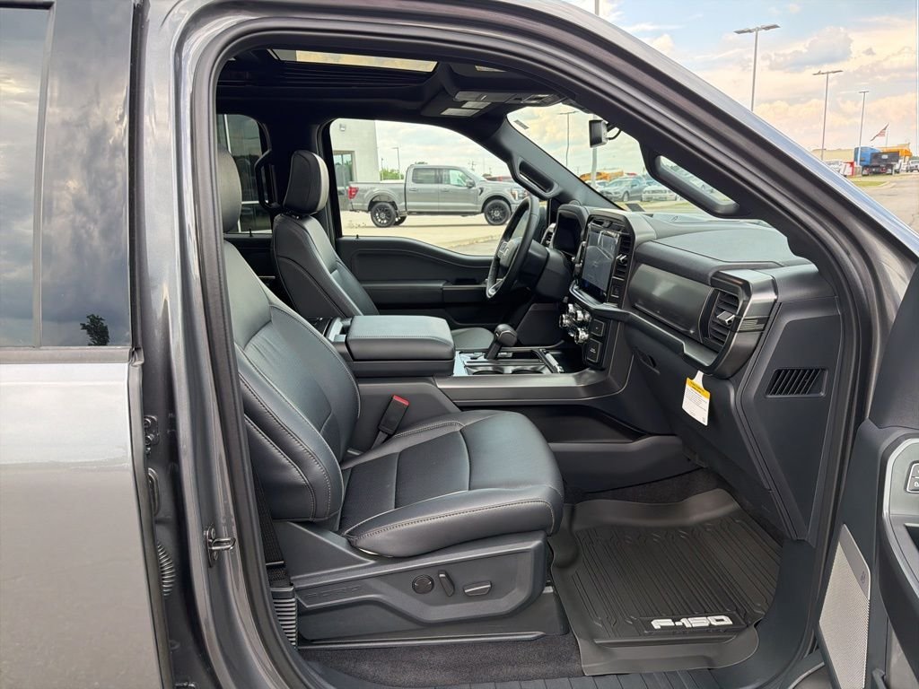 New 2026 Carbonized Gray Metallic Ford Lariat® image 20