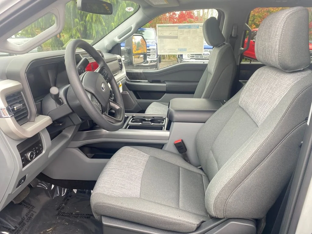 New 2026 White Ford XLT image 13