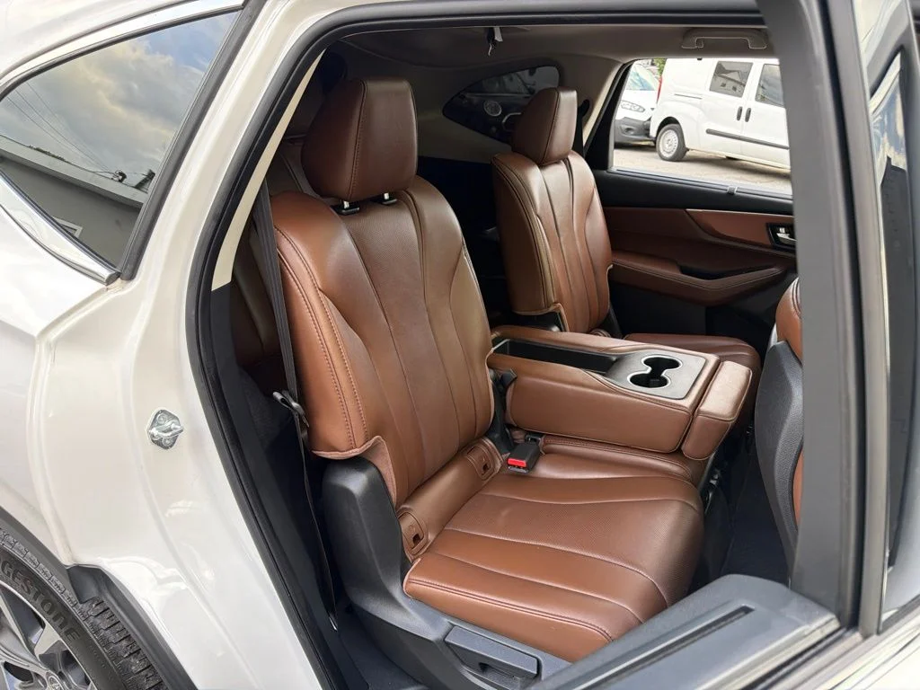 Used 2024 White Acura Technology image 18