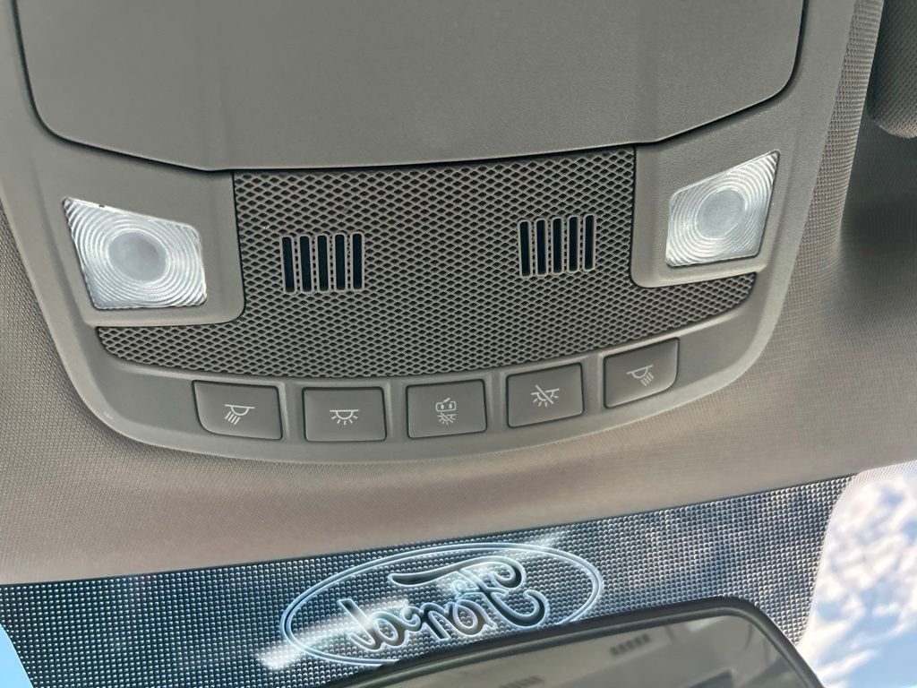 Used 2019 Red Ford XLT image 37