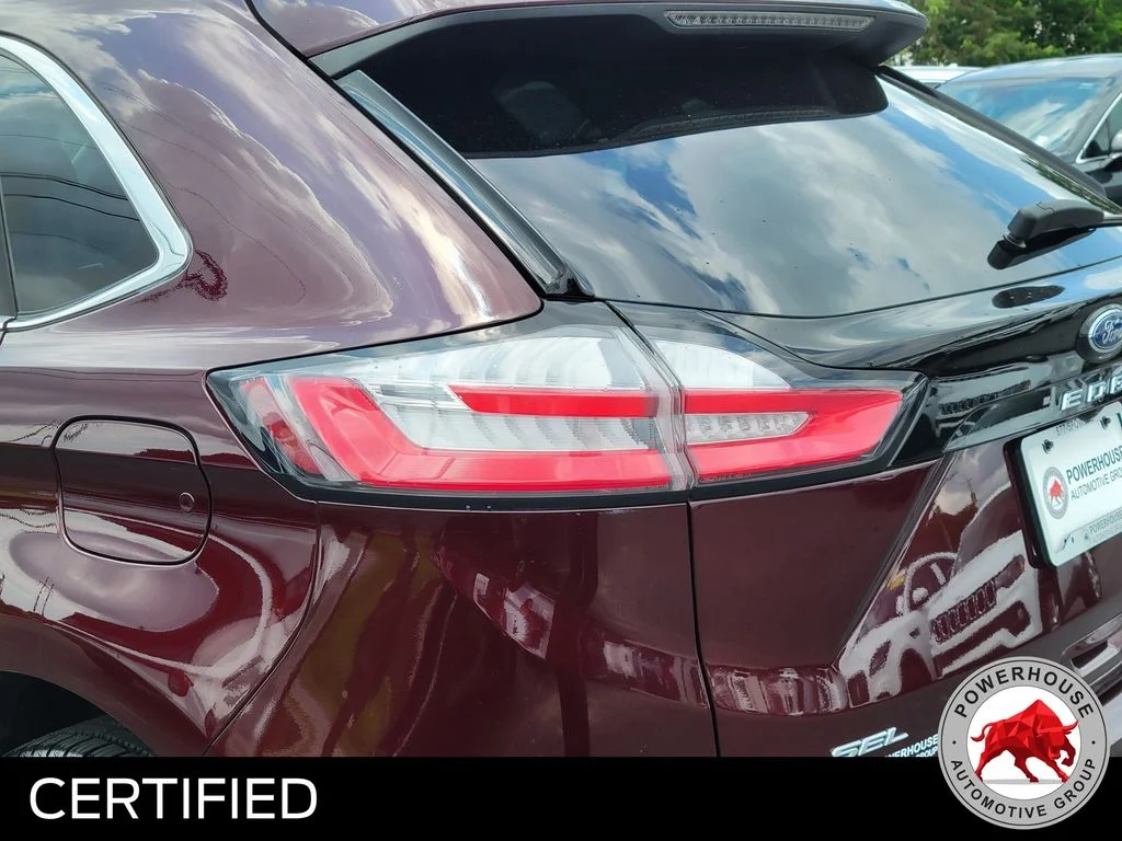 Used 2023 Red Ford SEL image 12