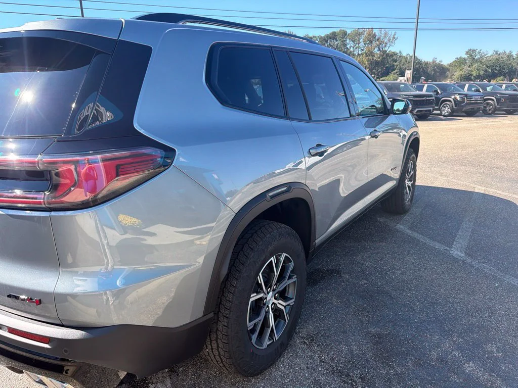 New 2027 Sterling Metallic GMC AT4 image 5