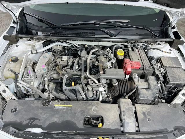 Used 2025 White Nissan SR image 27