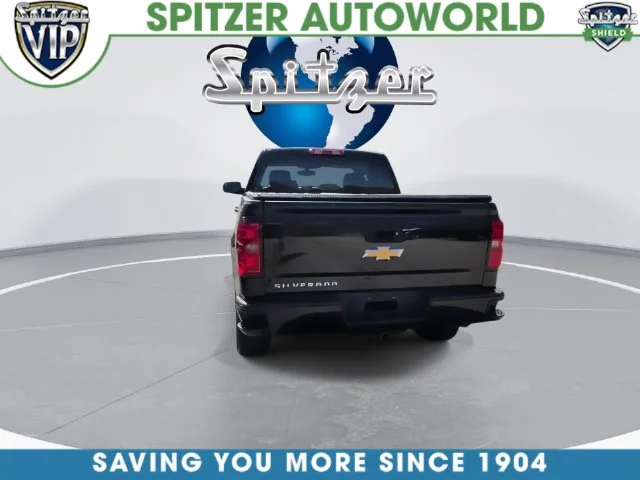 Used 2018 Black Chevrolet Custom image 13
