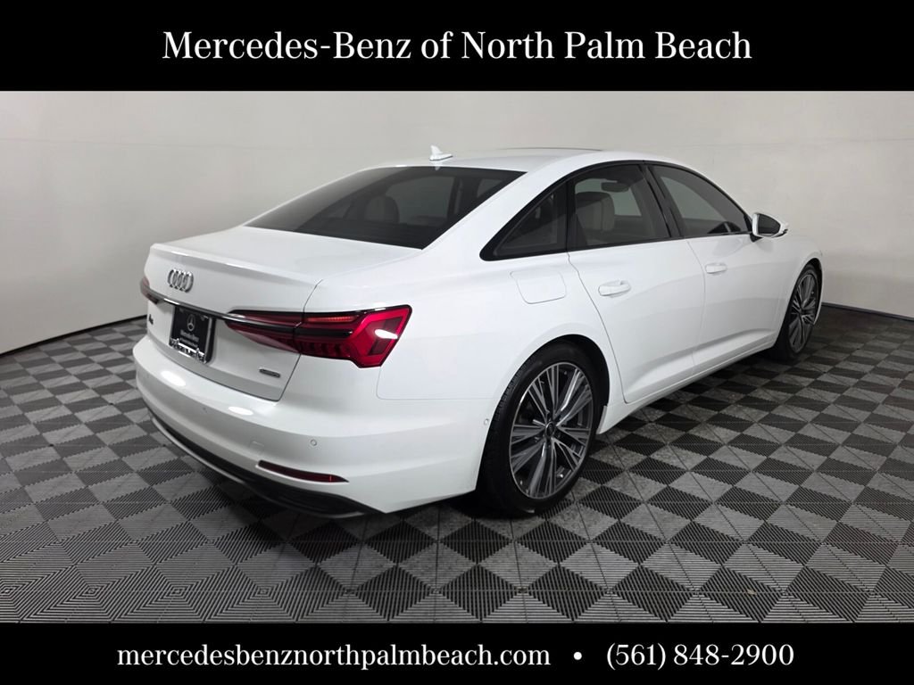 Used 2024  Audi  image 6
