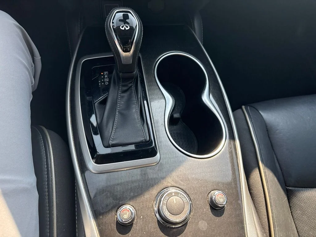 Used 2019 Gray INFINITI LUXE image 23