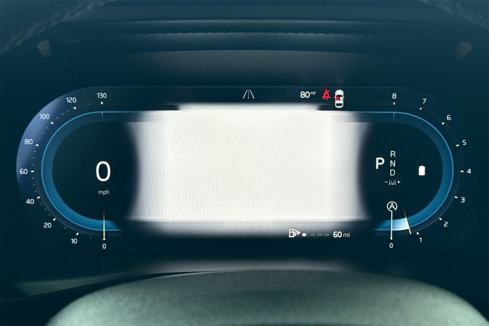 2025 Volvo XC40 Core - Photo 24