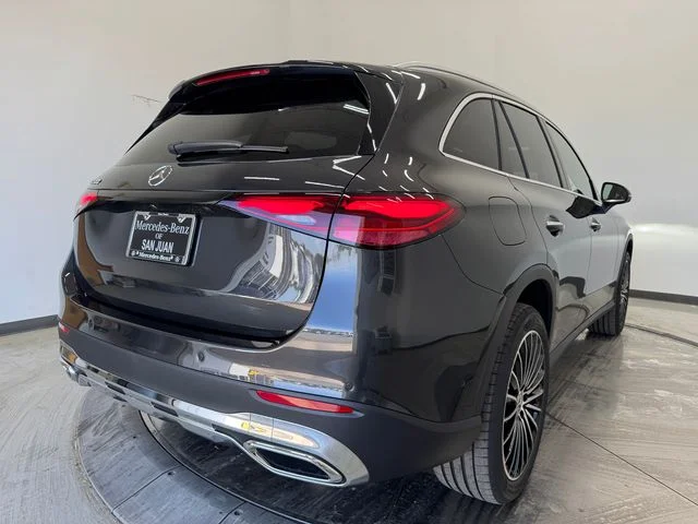 New 2027 Gray Mercedes-Benz GLC 300 image 32
