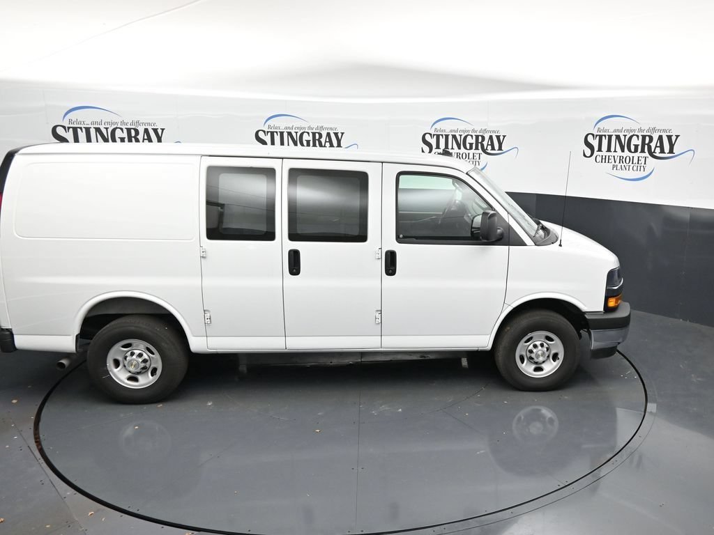 2025 Chevrolet Express Cargo Work Van - Photo 25
