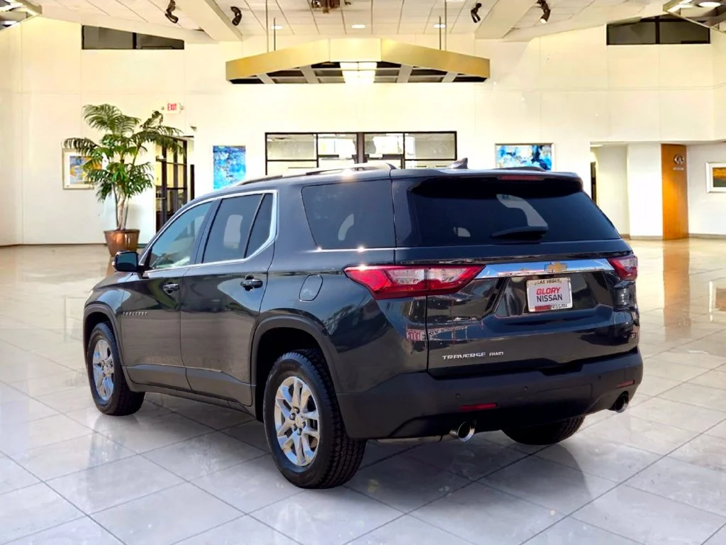 Used 2020 Gray Chevrolet LT image 7