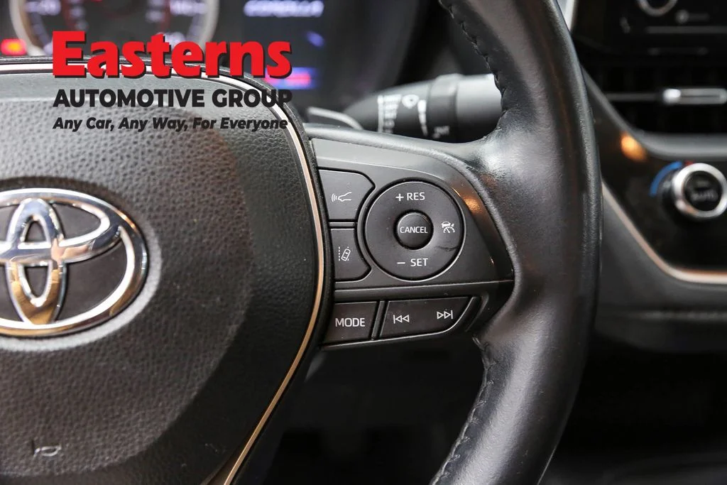 Used 2021 Gray Toyota SE image 16