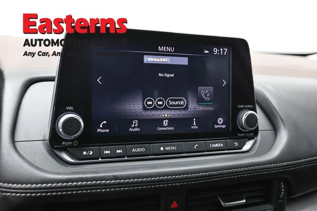 Used 2023 White Nissan SV image 20