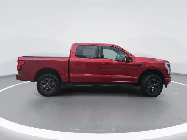 Used 2024 Red Ford Lariat image 2