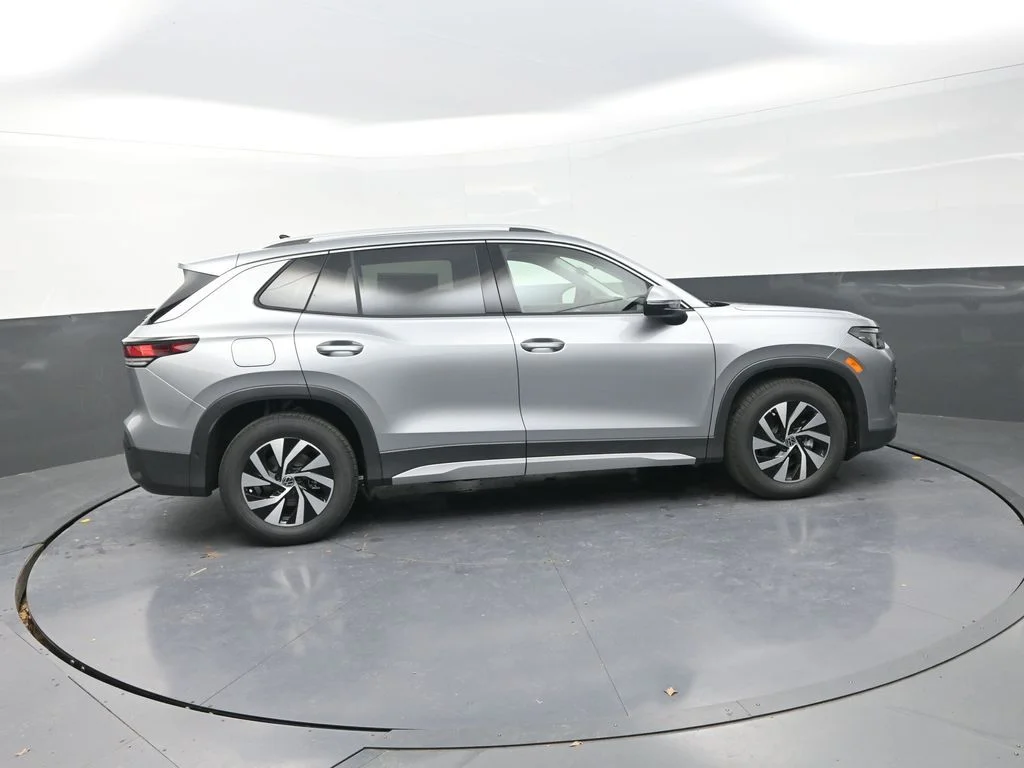 2026 Volkswagen Tiguan S - Photo 12