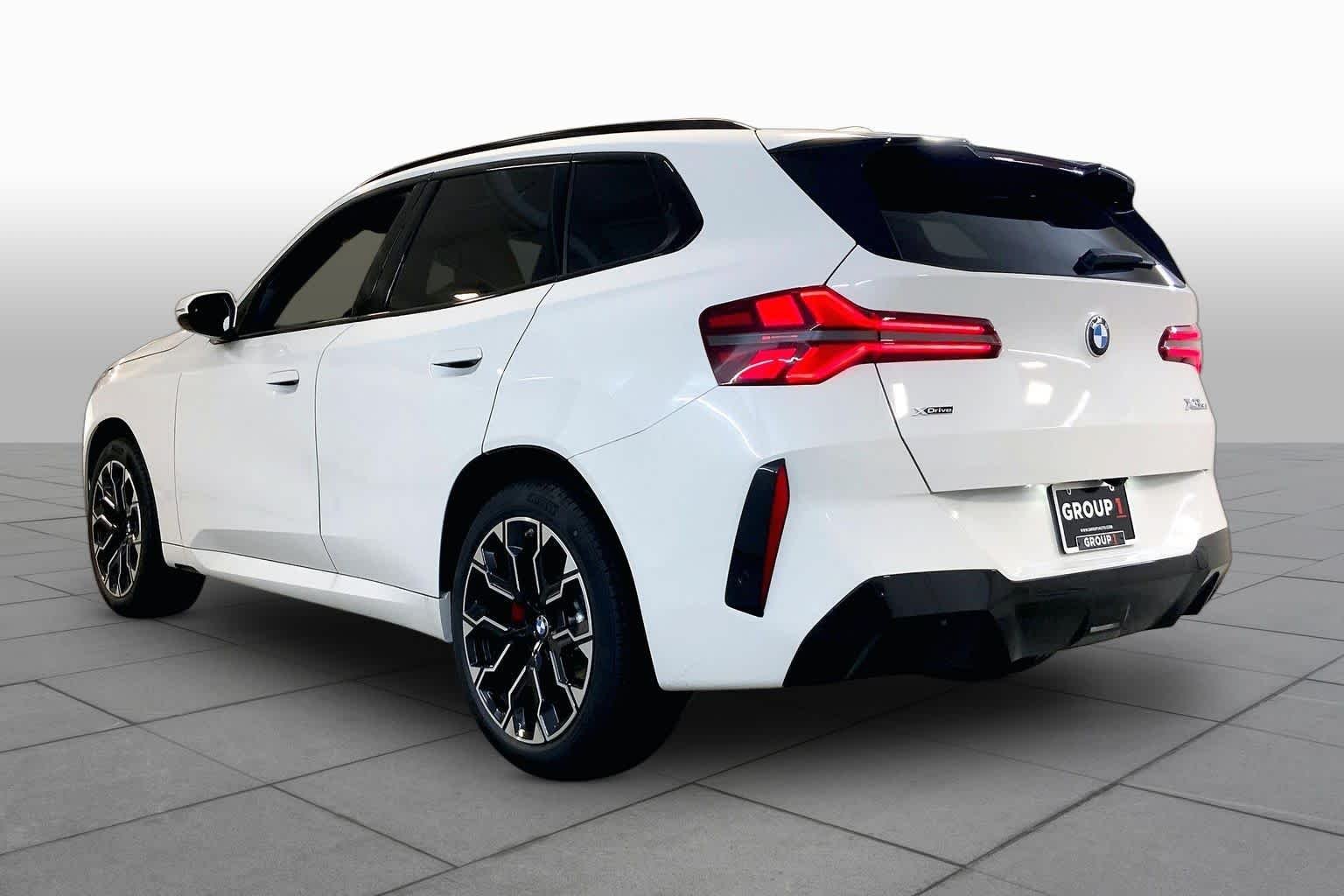 New 2026 Alpine White BMW 30 xDrive image 12