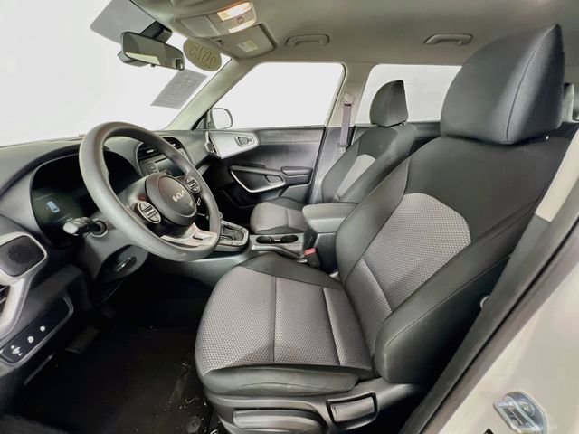 2025 Kia Soul LX - Photo 10