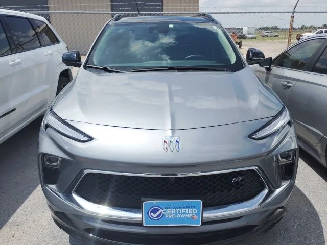 2025 Buick Encore GX Sport Touring's photo