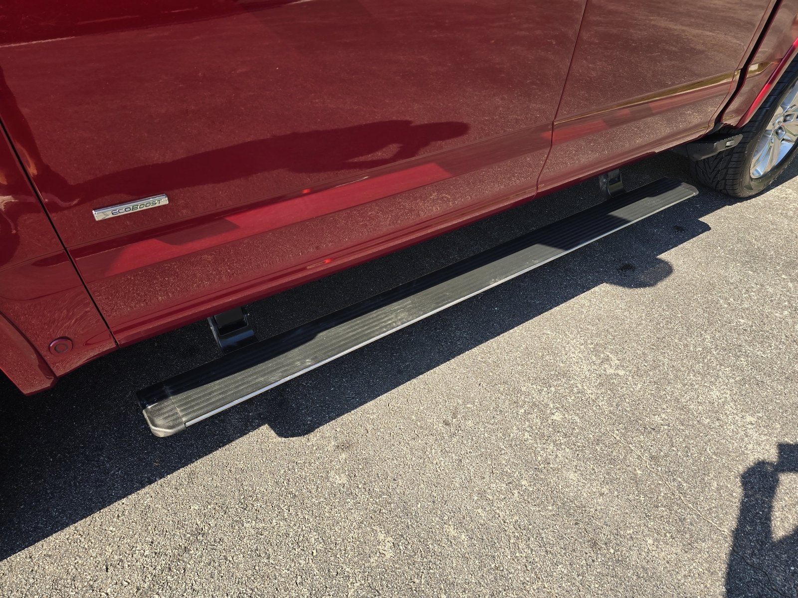 Used 2015 Red Ford Platinum image 10