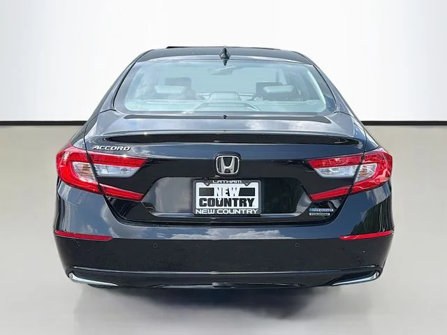 Used 2019 Black Honda Touring image 6