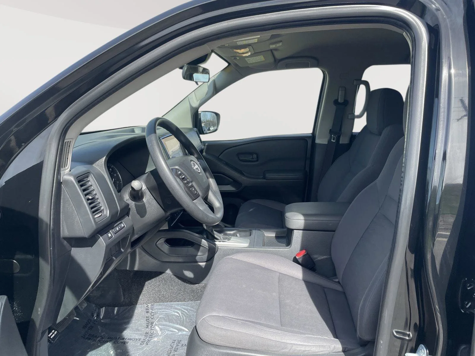 Used 2022 Super Black Nissan S image 4