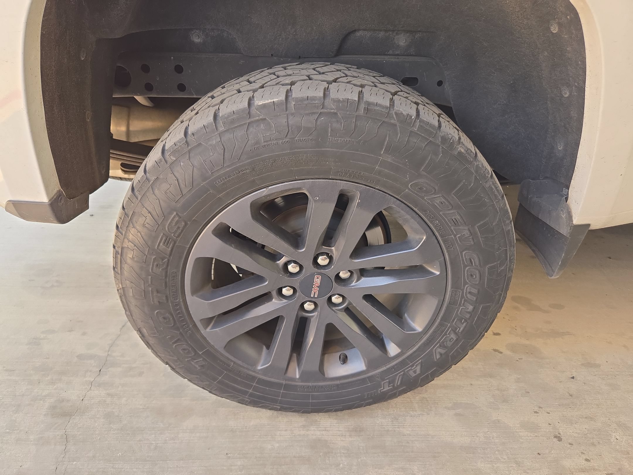 2020 GMC Canyon SLE - Photo 10