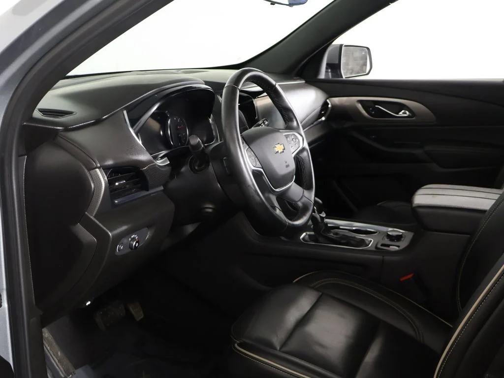 Used 2023 Gray Chevrolet Premier image 30