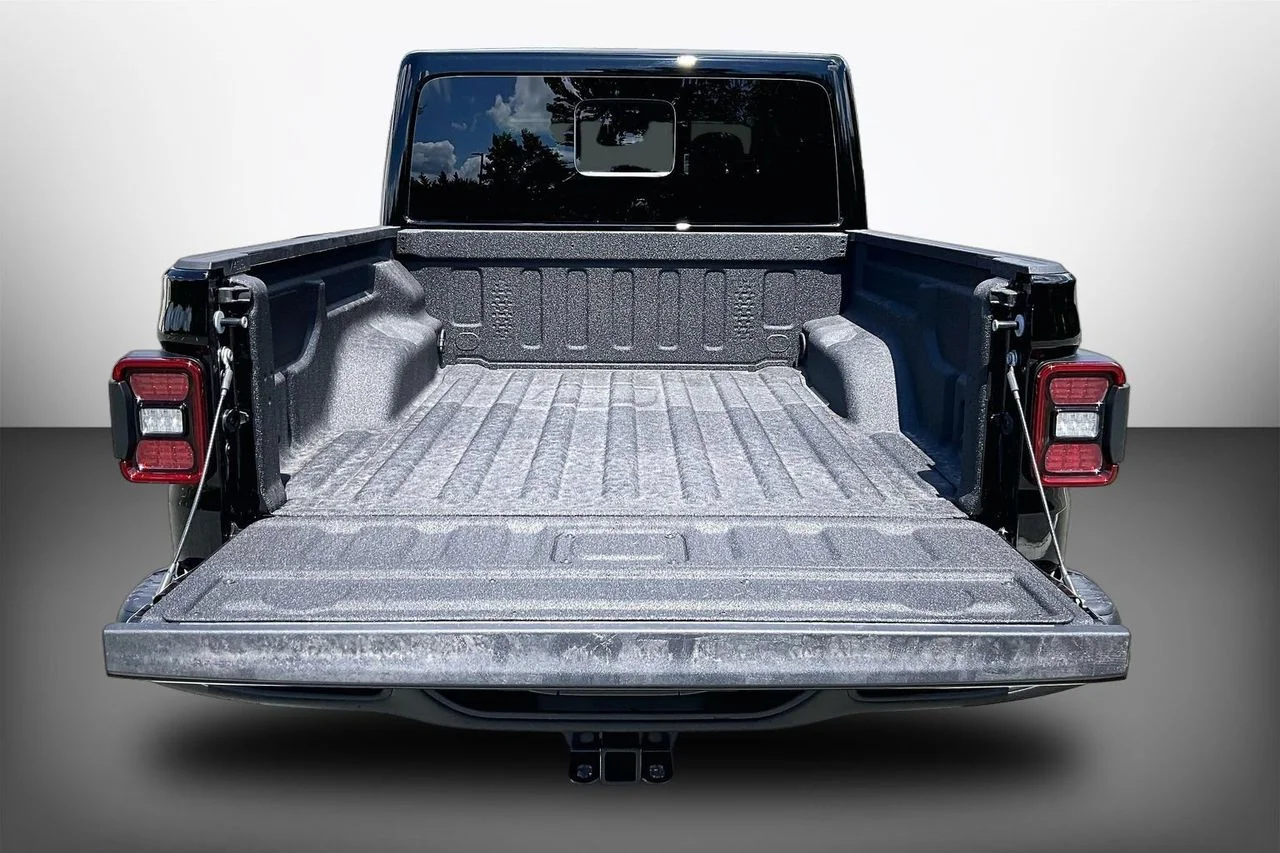 New 2026 Black Clearcoat Jeep Rubicon image 20