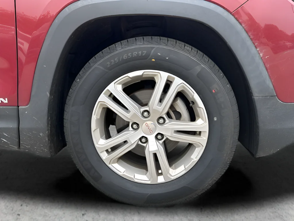Used 2018 Red GMC SLE image 23