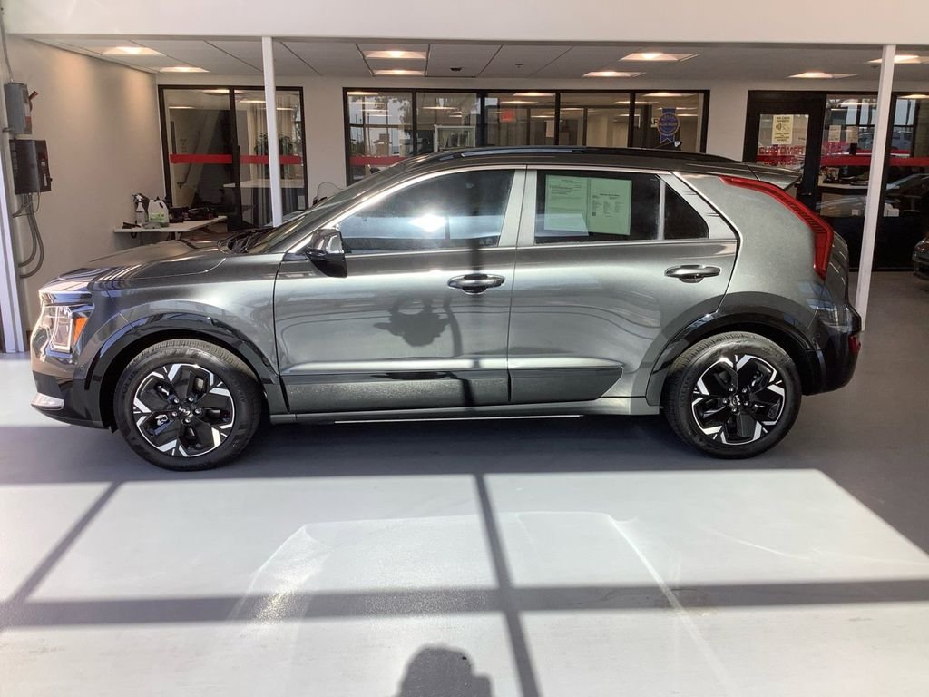 2025 Kia Niro Wave - Photo 28