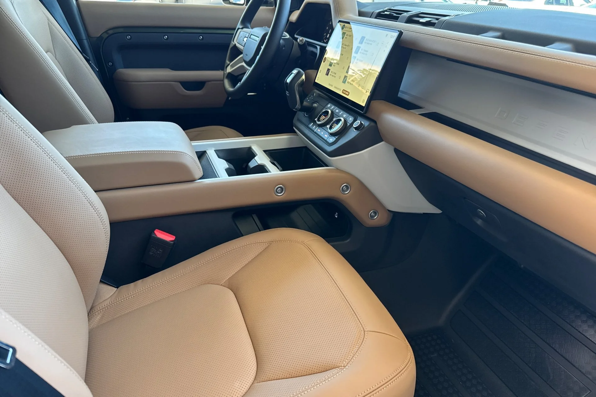 New 2026 Woolstone Green Land Rover S image 19