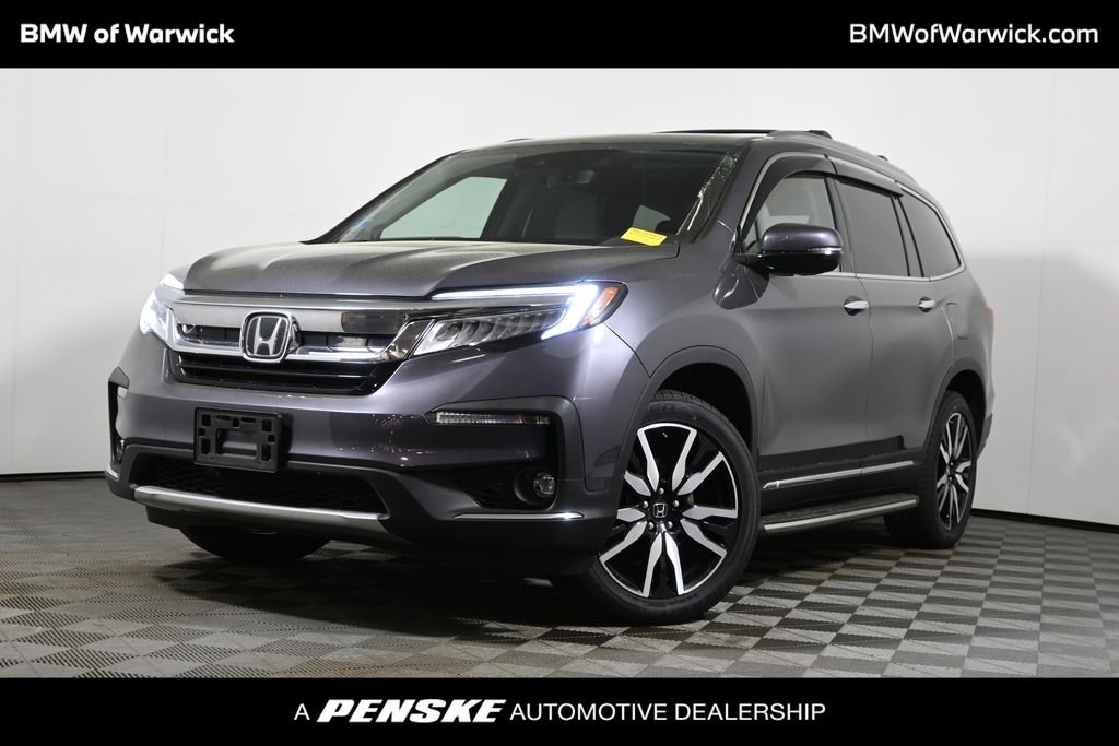 2022 Honda Pilot Touring AWD's photo