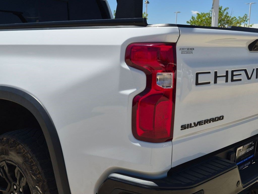Used 2023 Summit White Chevrolet ZR2 image 13