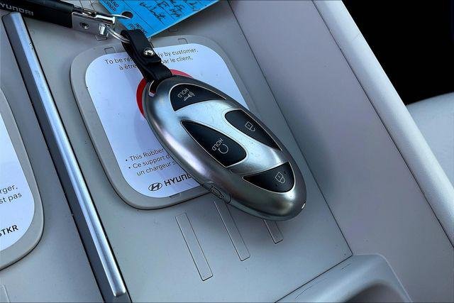 2026 Hyundai Santa Fe SE - Photo 23