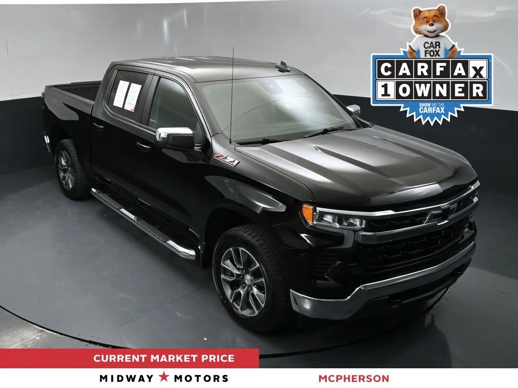 Used 2025 Black Chevrolet LT image 1