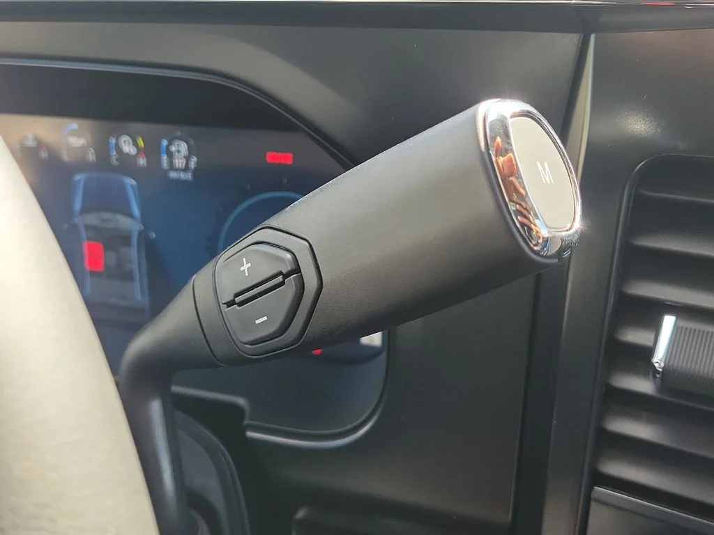 New 2026 Carbonized Gray Metallic Ford F-350® Lariat® image 22
