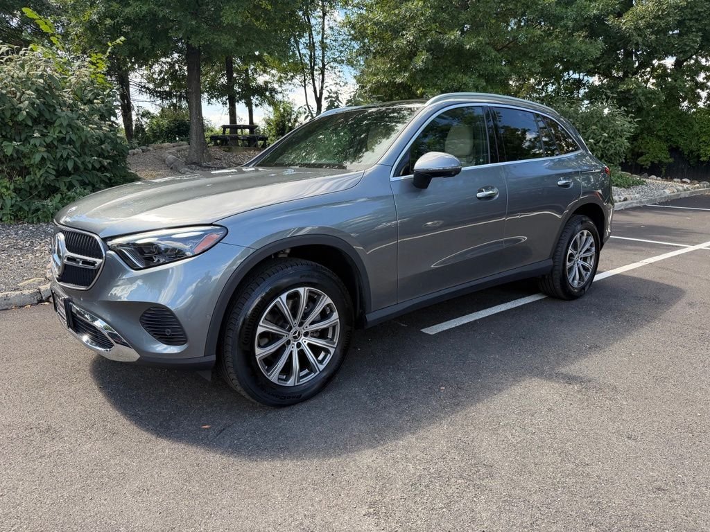 2023 Mercedes-Benz GLC