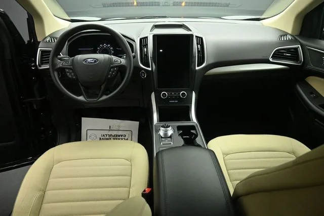 2024 Ford Edge SE - Photo 21