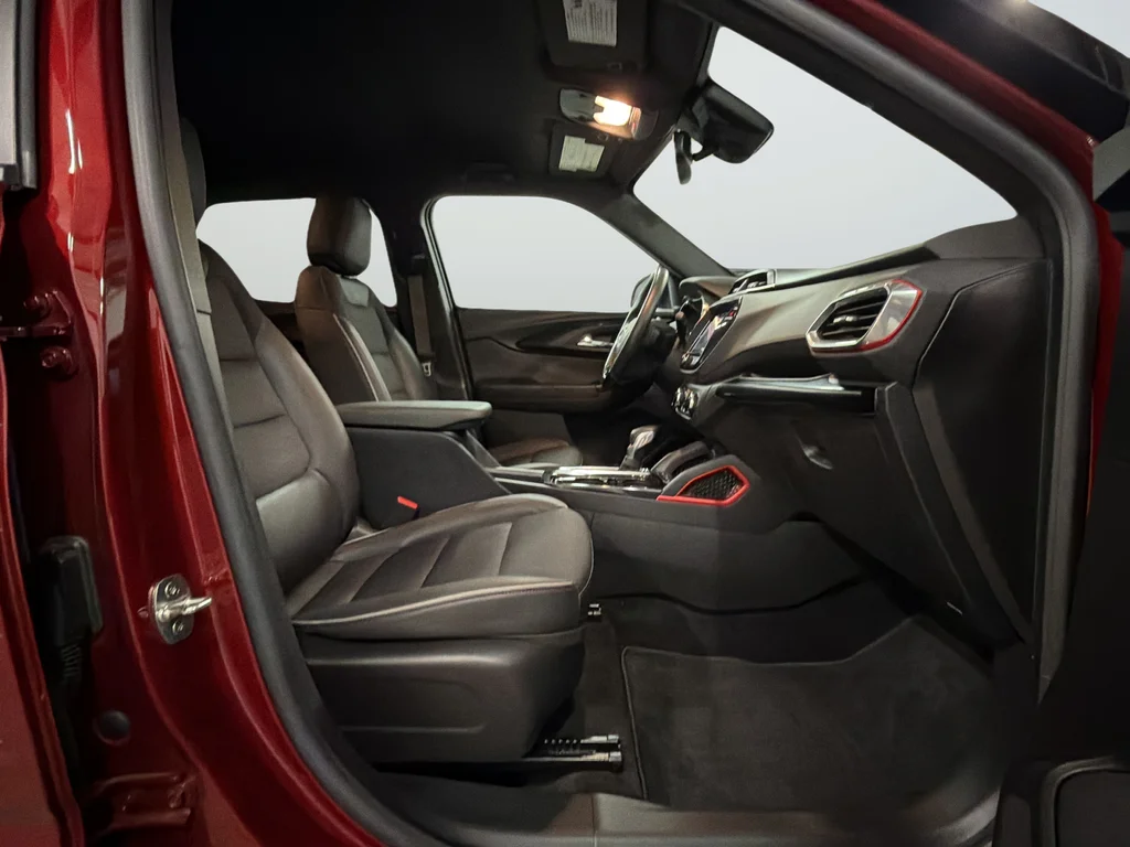 Used 2023 Red Chevrolet RS image 15