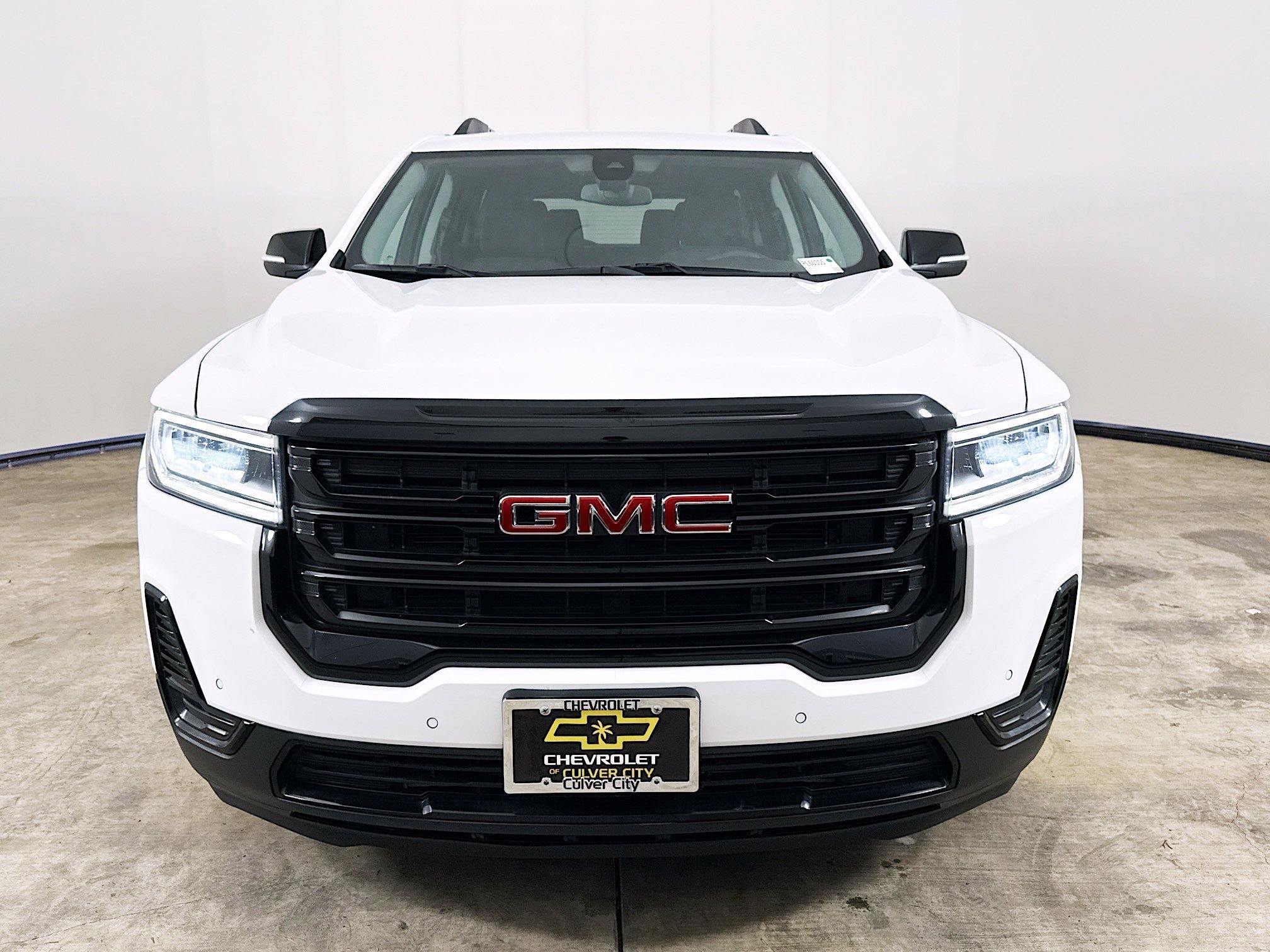 Used 2023 GMC Acadia SLE with VIN 1GKKNKL4XPZ191182 for sale in Culver City, CA