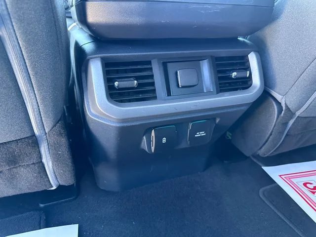 Certified Used 2023  Ford XLT image 9